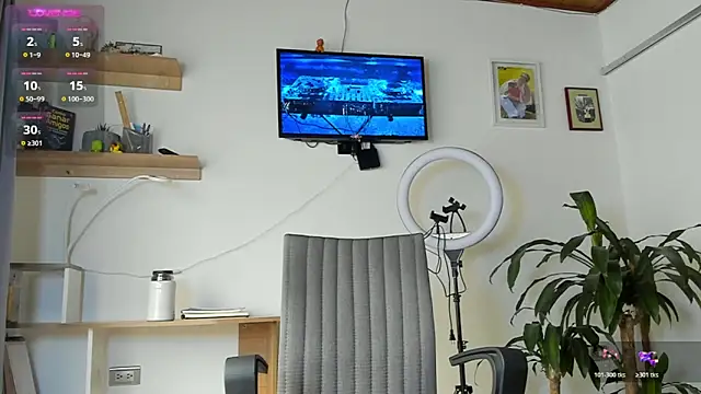 Snapshot of manucute_23_ chatting on October 31, 2025, 2:24 pm manucute 23 online show from October 31, 2025, 2:24 pm