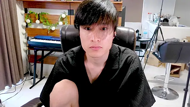Snapshot of IroManager chatting on May 30, 2026, 8:31 am IroManager online show from May 30, 2026, 8:31 am