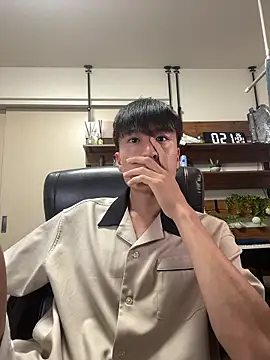 IroManager online show from October 12, 2025, 3:24 pm