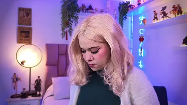 Snapshot of albaismynameX chatting on December 17, 2025, 12:21 pm albaismynameX online show from December 17, 2025, 12:21 pm