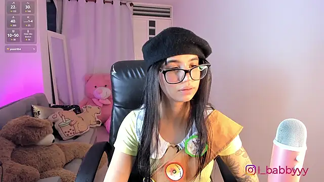 Snapshot of i_babbyyyy chatting on March 19, 2025, 4:57 am i babbyyyy online show from March 19, 2025, 4:57 am