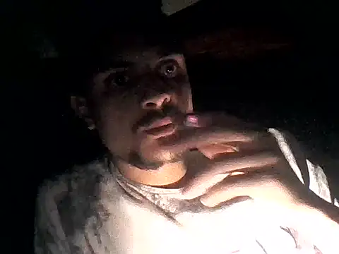 Snapshot of HAmOo203 chatting on February 14, 2026, 7:47 pm HAmOo203 online show from February 14, 2026, 7:47 pm