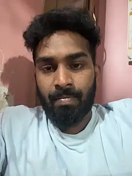 Handsomehunk 4U online show from December 17, 2024, 5:26 pm