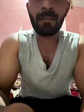 Handsomehunk 4U online show from November 28, 2025, 5:57 pm