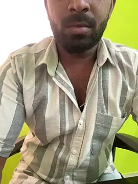 Handsomehunk 4U online show from February 27, 2025, 8:46 am