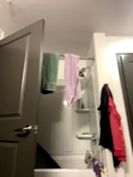 Snapshot of SexyB214 chatting on October 7, 2025, 10:00 pm SexyB214 online show from October 7, 2025, 10:00 pm