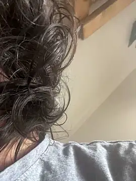 Snapshot of SexyB214 chatting on October 22, 2025, 5:45 pm SexyB214 online show from October 22, 2025, 5:45 pm