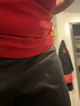 Snapshot of SexyB214 chatting on November 11, 2025, 8:31 am SexyB214 online show from November 11, 2025, 8:31 am