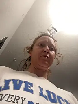 Snapshot of SexyB214 chatting on September 26, 2025, 7:54 pm SexyB214 online show from September 26, 2025, 7:54 pm