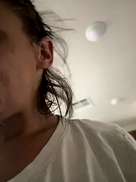 Snapshot of SexyB214 chatting on October 27, 2025, 7:59 pm SexyB214 online show from October 27, 2025, 7:59 pm