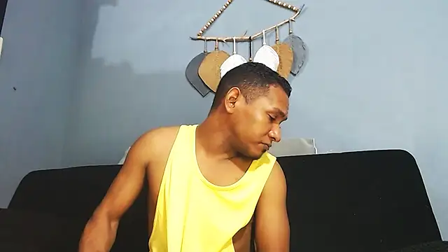 Snapshot of Grandeygruesa1 chatting on January 13, 2026, 7:23 am Grandeygruesa1 online show from January 13, 2026, 7:23 am