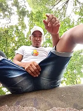 Grandeygruesa1 online show from March 10, 2026, 9:19 pm