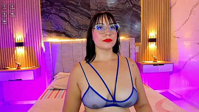 andreina26  online show from June 3, 2026, 8:57 pm