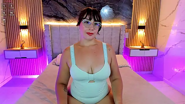 Snapshot of andreina26_ chatting on May 11, 2026, 10:18 pm andreina26 online show from May 11, 2026, 10:18 pm