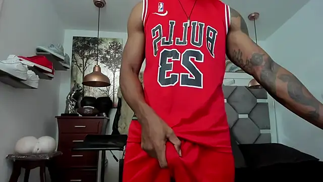 Snapshot of KING_FIT chatting on February 18, 2025, 5:31 am KING FIT online show from February 18, 2025, 5:31 am