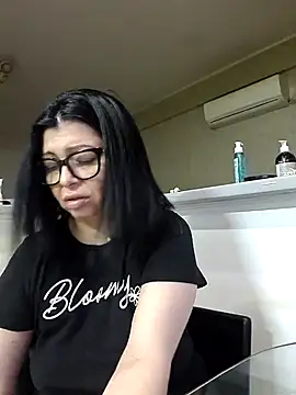 Milf Abigail online show from April 10, 2026, 1:56 am