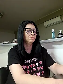 Milf Abigail online show from March 14, 2026, 2:28 am