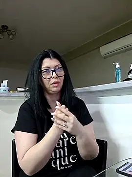 Milf Abigail online show from February 18, 2026, 3:04 am