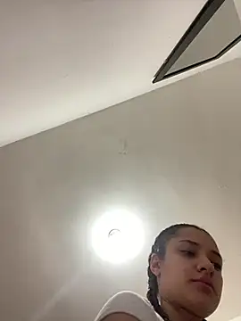 Snapshot of Alicia_ALICIA chatting on May 13, 2026, 3:46 am Alicia ALICIA online show from May 13, 2026, 3:46 am