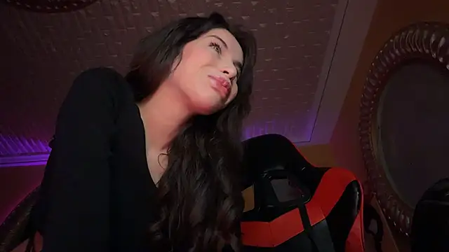 ORLA86 online show from February 12, 2025, 7:56 pm