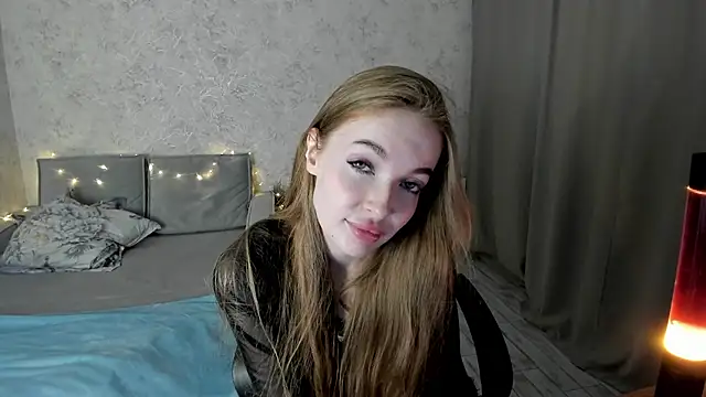 LissaCain online show from September 13, 2025, 2:50 pm