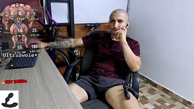 Snapshot of Marck_Muscle chatting on November 17, 2025, 11:20 pm Marck Muscle online show from November 17, 2025, 11:20 pm