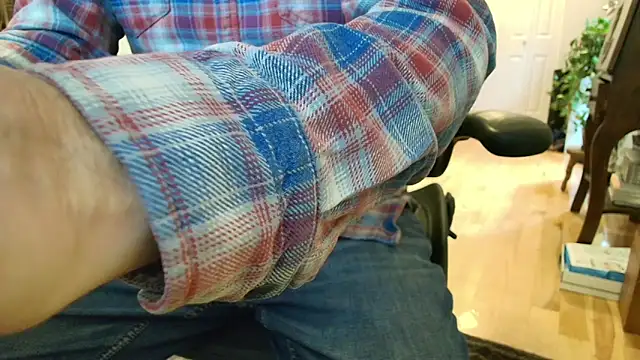 massive cum online show from November 5, 2025, 5:16 pm