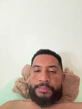 MiddlingAffluent online show from April 21, 2026, 12:56 pm