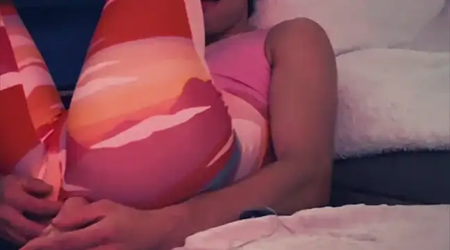 BodyandlegginLover online show from January 24, 2025, 11:48 am