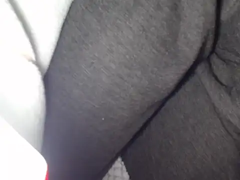 Snapshot of IMAGatMARK chatting on November 19, 2025, 3:01 pm IMAGatMARK online show from November 19, 2025, 3:01 pm