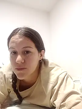 Snapshot of AURORA_FRANKLIN chatting on February 16, 2026, 11:13 pm AURORA FRANKLIN online show from February 16, 2026, 11:13 pm