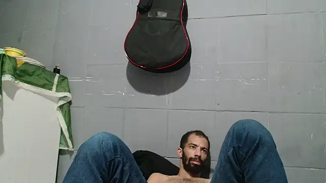 Snapshot of UncutToyBoy23cm chatting on July 2, 2026, 3:51 pm UncutToyBoy23cm online show from July 2, 2026, 3:51 pm