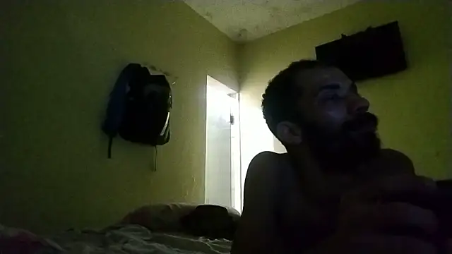 Snapshot of UncutToyBoy23cm chatting on April 14, 2026, 8:41 am UncutToyBoy23cm online show from April 14, 2026, 8:41 am