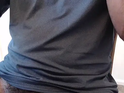 Snapshot of thkbigbrnmeat4f chatting on September 13, 2025, 10:32 pm thkbigbrnmeat4f online show from September 13, 2025, 10:32 pm