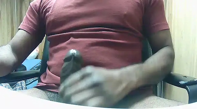 Snapshot of thkbigbrnmeat4f chatting on February 17, 2025, 2:38 pm thkbigbrnmeat4f online show from February 17, 2025, 2:38 pm