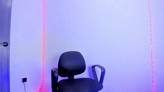 Snapshot of Master_Rimay chatting on November 10, 2025, 11:54 pm Master Rimay online show from November 10, 2025, 11:54 pm