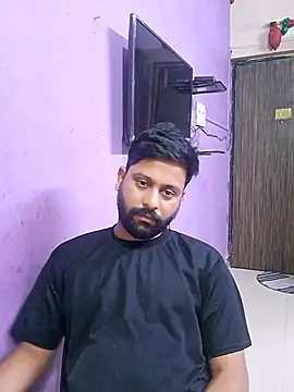 Snapshot of GlassBarge9 chatting on March 7, 2025, 7:05 pm GlassBarge9 online show from March 7, 2025, 7:05 pm