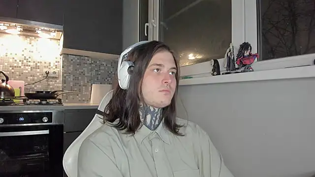  torfin  online show from March 15, 2025, 10:55 pm