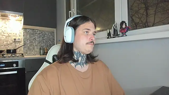  torfin  online show from February 15, 2025, 7:06 pm