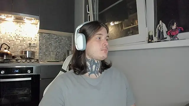  torfin  online show from March 22, 2025, 2:05 am