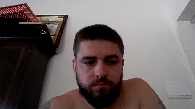 Dat1994 online show from February 25, 2025, 1:21 pm