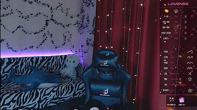 Snapshot of Sidney_blush chatting on February 25, 2025, 10:59 am Sidney blush online show from February 25, 2025, 10:59 am