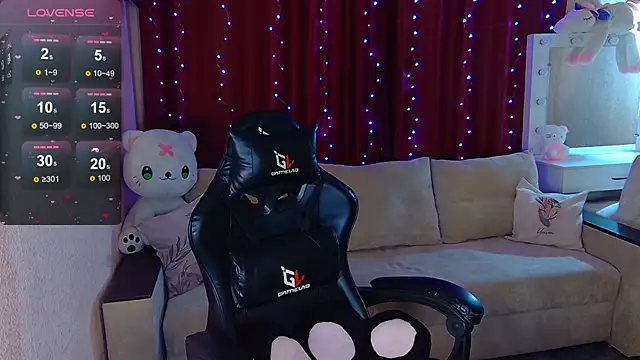 Snapshot of Sidney_blush chatting on December 4, 2025, 2:43 am Sidney blush online show from December 4, 2025, 2:43 am