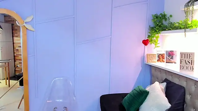 Snapshot of Georgina-coule chatting on February 25, 2025, 12:05 pm Georgina-coule online show from February 25, 2025, 12:05 pm