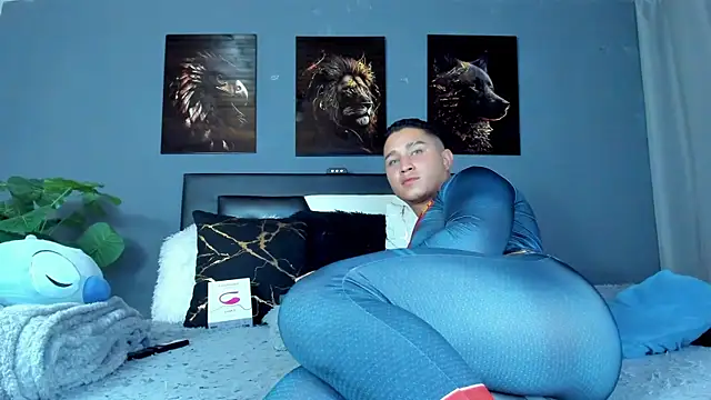 francesco evan online show from November 4, 2025, 9:51 pm