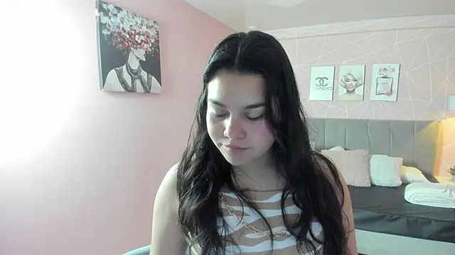 Snapshot of zara__sweet chatting on October 3, 2025, 1:12 pm zara sweet online show from October 3, 2025, 1:12 pm