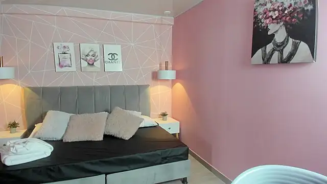 Snapshot of zara__sweet chatting on September 23, 2025, 1:40 pm zara sweet online show from September 23, 2025, 1:40 pm