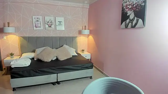 Snapshot of zara__sweet chatting on October 25, 2025, 12:39 pm zara sweet online show from October 25, 2025, 12:39 pm