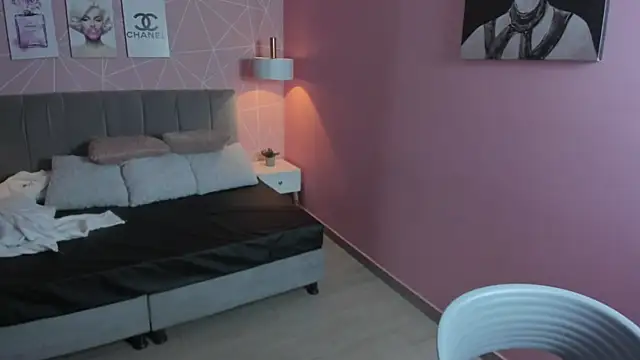 Snapshot of zara__sweet chatting on November 21, 2025, 12:26 pm zara sweet online show from November 21, 2025, 12:26 pm