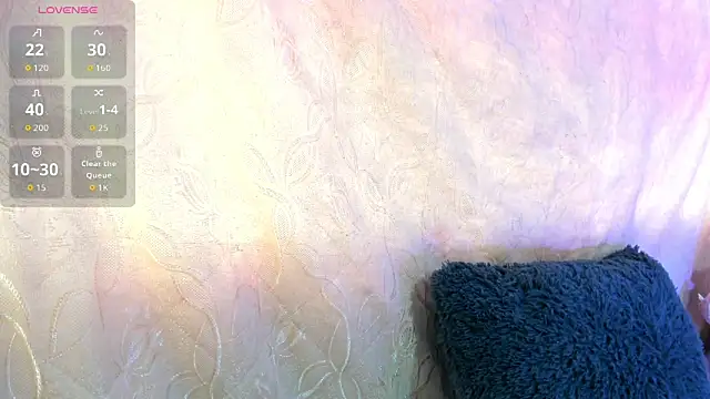 Snapshot of Kylie2211 chatting on December 19, 2025, 3:58 pm Kylie2211 online show from December 19, 2025, 3:58 pm